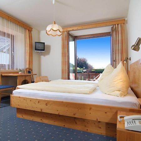 Hubertushof Hotel Latschach ober dem Faakersee ห้อง รูปภาพ