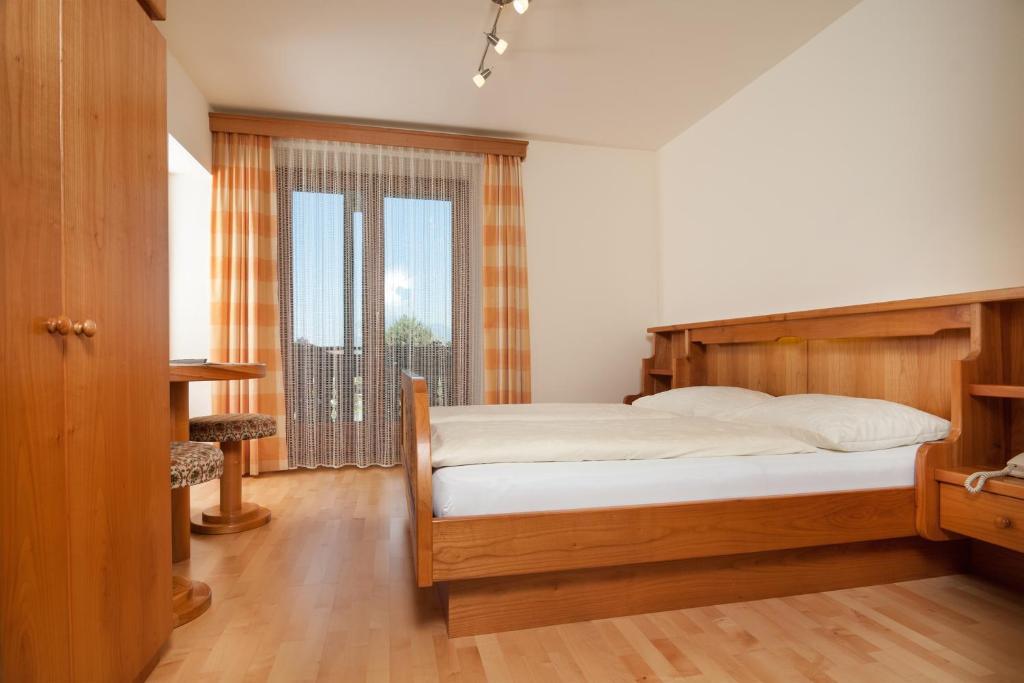 Hubertushof Hotel Latschach ober dem Faakersee ภายนอก รูปภาพ