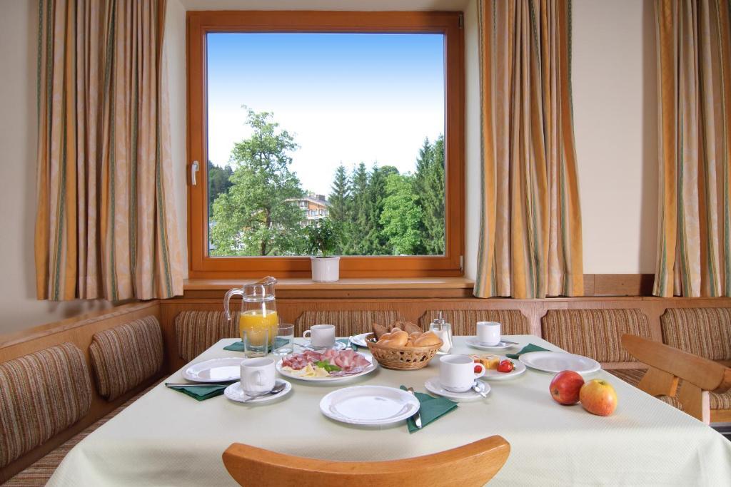 Hubertushof Hotel Latschach ober dem Faakersee ห้อง รูปภาพ