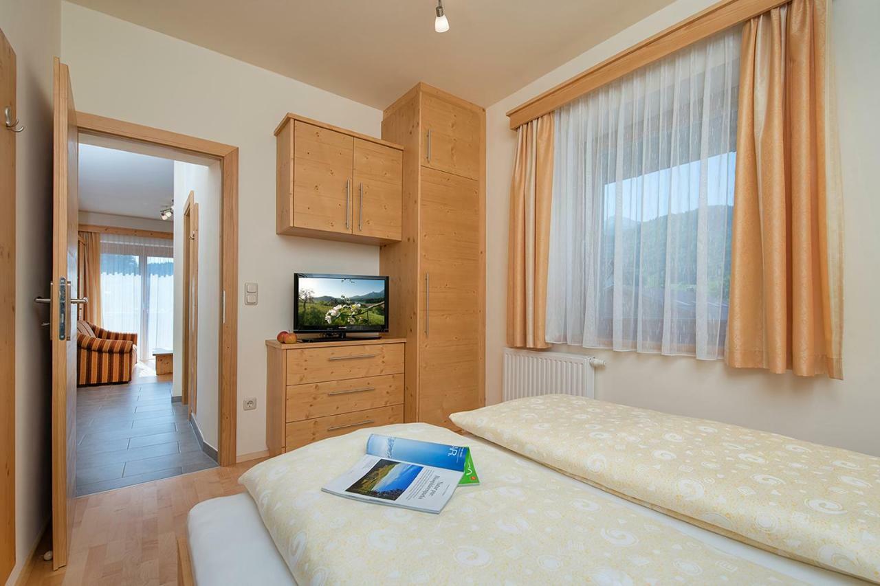 Hubertushof Hotel Latschach ober dem Faakersee ภายนอก รูปภาพ